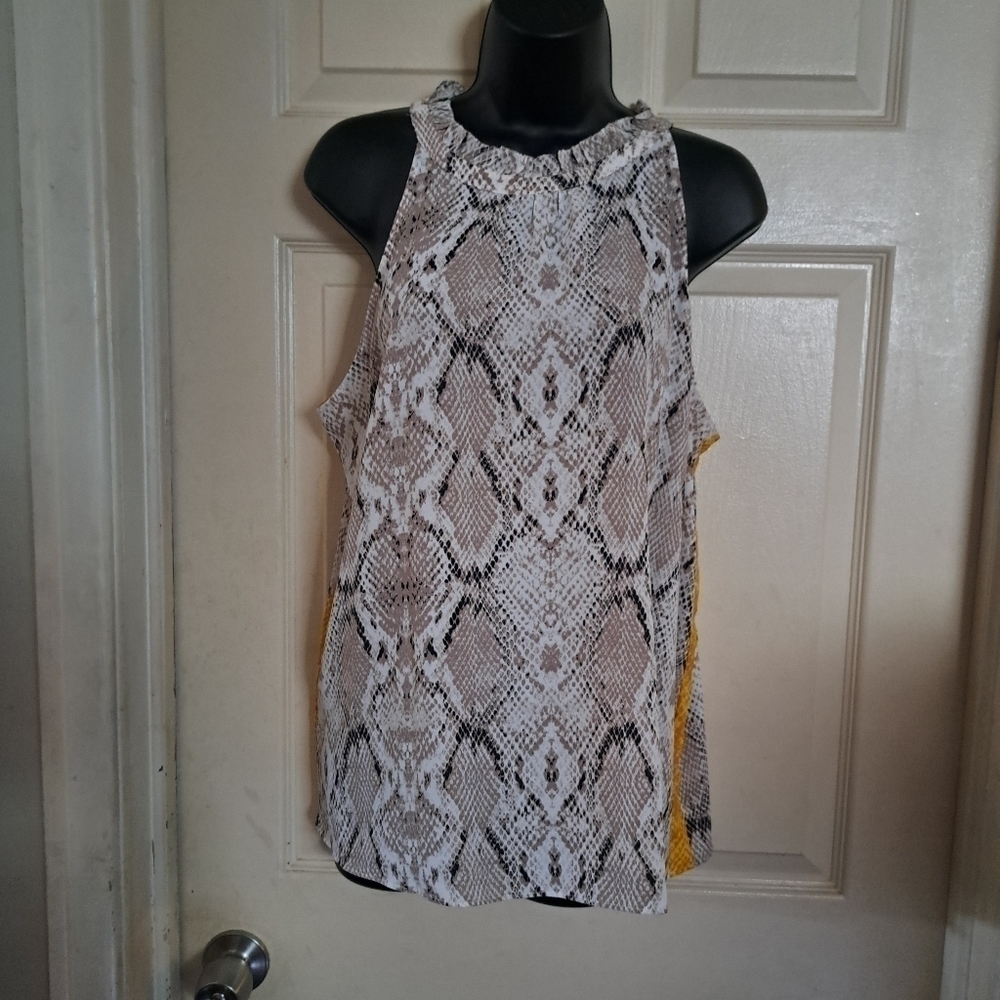 Apt 9 reptile Print tank top size large